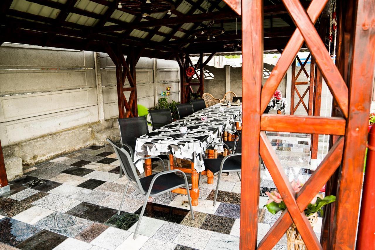 Pensiunea Georgibel Deva Exterior foto